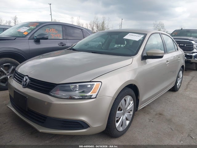 2014 Volkswagen Jetta 1.8t Se მანქანა იყიდება აუქციონზე, vin: 3VWD17AJ3EM244032, აუქციონის ნომერი: 44895493