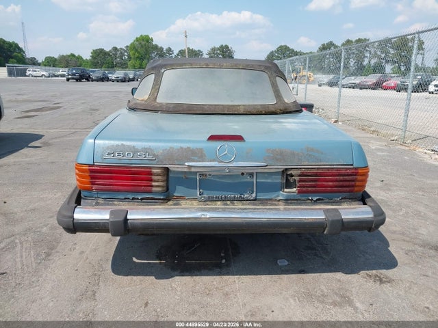 44895529 :رقم المزاد ، 10704412002710 vin ، 1972 Mercedes-benz Sl-class مزاد بيع