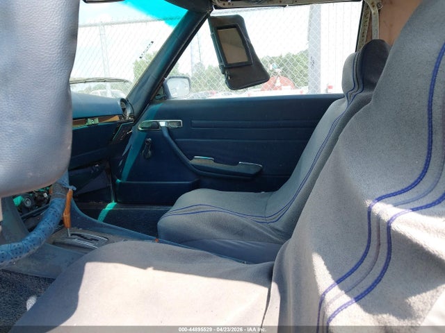 44895529 :رقم المزاد ، 10704412002710 vin ، 1972 Mercedes-benz Sl-class مزاد بيع
