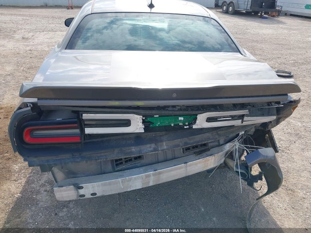 44895531 :رقم المزاد ، 2C3CDZBG2FH707772 vin ، 2015 Dodge Challenger Sxt Plus مزاد بيع