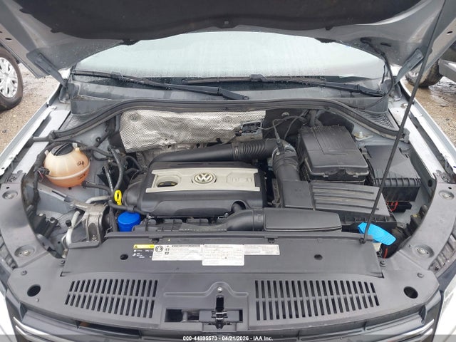 44895573 :رقم المزاد ، WVGAV7AX5GW606715 vin ، 2016 Volkswagen Tiguan S مزاد بيع