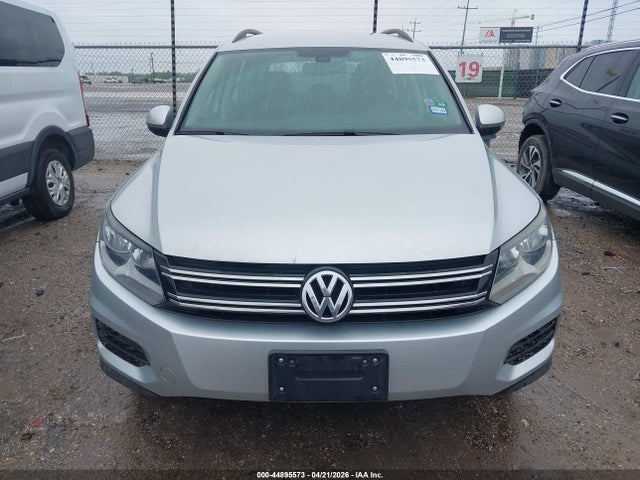 44895573 :رقم المزاد ، WVGAV7AX5GW606715 vin ، 2016 Volkswagen Tiguan S مزاد بيع