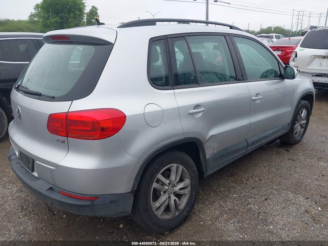 44895573 :رقم المزاد ، WVGAV7AX5GW606715 vin ، 2016 Volkswagen Tiguan S مزاد بيع