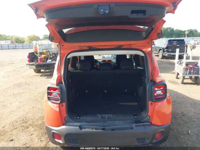 Aukcja sprzedaży 2017 Jeep Renegade Latitude Fwd, vin: ZACCJABB6HPF39646, numer aukcji: 44895578