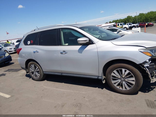 Продаж на аукціоні авто 2017 Nissan Pathfinder Sl, vin: 5N1DR2MM1HC622757, номер лоту: 44895638