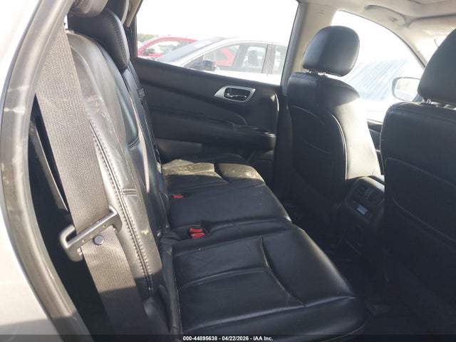 Продаж на аукціоні авто 2017 Nissan Pathfinder Sl, vin: 5N1DR2MM1HC622757, номер лоту: 44895638