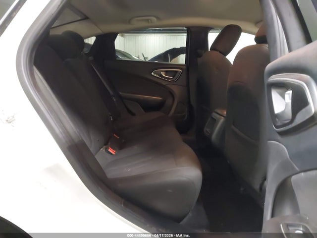 Aukcja sprzedaży 2015 Chrysler 200 Limited, vin: 1C3CCCAB4FN742410, numer aukcji: 44895656