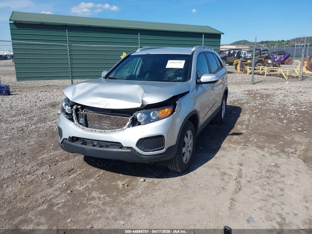 Продажа на аукционе авто 2013 Kia Sorento Lx V6, vin: 5XYKTDA20DG315078, номер лота: 44895701