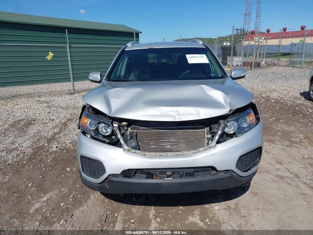 Продажа на аукционе авто 2013 Kia Sorento Lx V6, vin: 5XYKTDA20DG315078, номер лота: 44895701