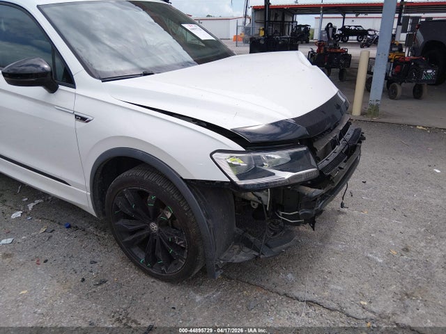 Продаж на аукціоні авто 2021 Volkswagen Tiguan 2.0t Se/2.0t Se R-line Black/2.0t Sel, vin: 3VV3B7AX3MM084928, номер лоту: 44895729