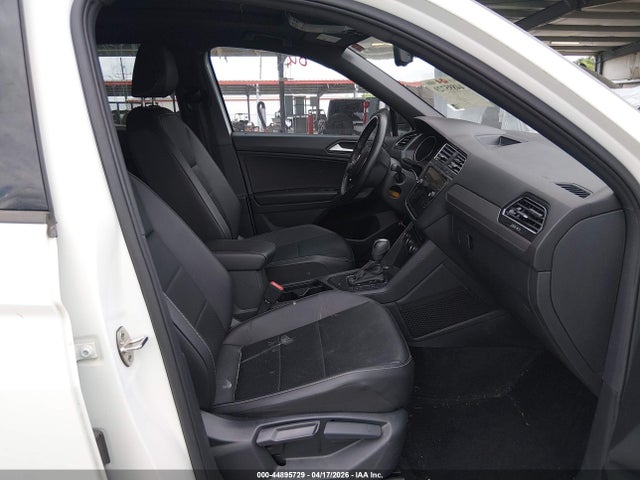 Продаж на аукціоні авто 2021 Volkswagen Tiguan 2.0t Se/2.0t Se R-line Black/2.0t Sel, vin: 3VV3B7AX3MM084928, номер лоту: 44895729