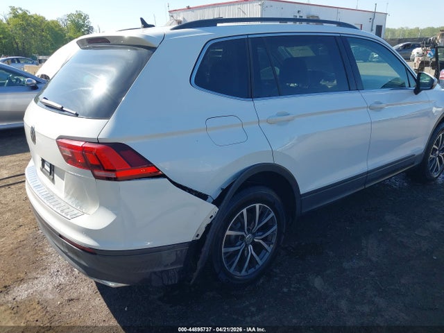 Продаж на аукціоні авто 2019 Volkswagen Tiguan 2.0t Se/2.0t Sel/2.0t Sel R-line/2.0t Sel R-line Black, vin: 3VV3B7AX6KM071880, номер лоту: 44895737