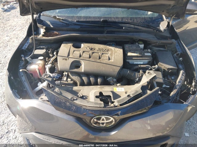 Toyota C-HR XLE 2022 NMTKHMBX4NR143457 Image 10