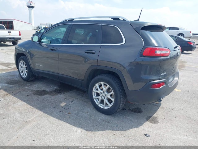 2016 Jeep Cherokee Latitude მანქანა იყიდება აუქციონზე, vin: 1C4PJMCB0GW214400, აუქციონის ნომერი: 44895770
