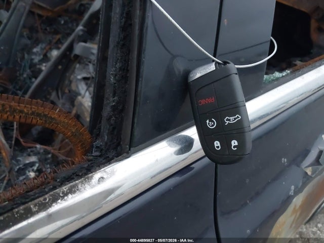 44895827 :رقم المزاد ، 2C3CA6CTXBH554698 vin ، 2011 Chrysler 300c مزاد بيع