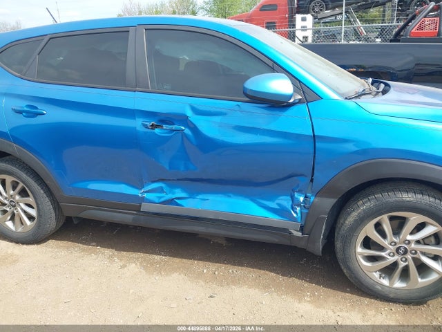Продаж на аукціоні авто 2017 Hyundai Tucson Se, vin: KM8J23A4XHU507652, номер лоту: 44895888