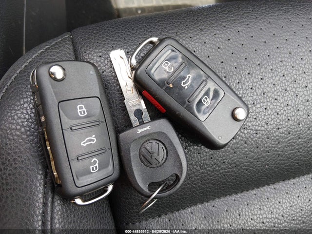 44895912 :رقم المزاد ، WVGBV7AX5GW561327 vin ، 2016 Volkswagen Tiguan Se مزاد بيع