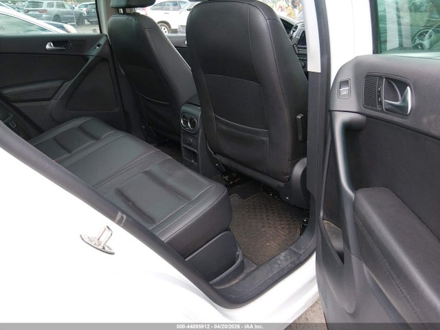 44895912 :رقم المزاد ، WVGBV7AX5GW561327 vin ، 2016 Volkswagen Tiguan Se مزاد بيع