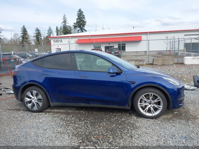 5YJYGDEE0MF075704 Tesla Model Y Long Range Dual Motor All-wheel Drive
