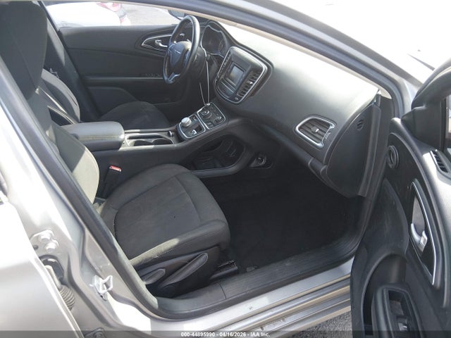 2016 Chrysler 200 Limited მანქანა იყიდება აუქციონზე, vin: 1C3CCCAB0GN110912, აუქციონის ნომერი: 44895990