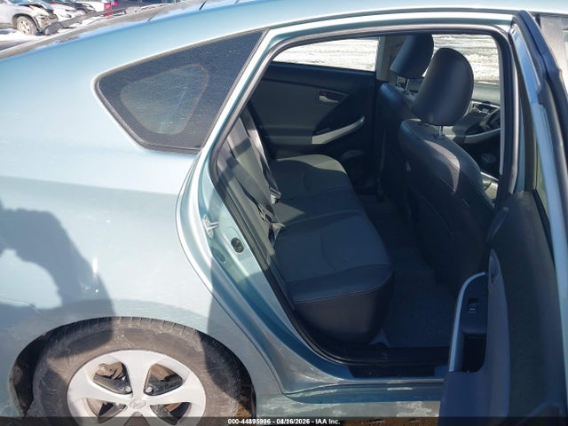 JTDKN3DUXF1919676 Toyota Prius Four