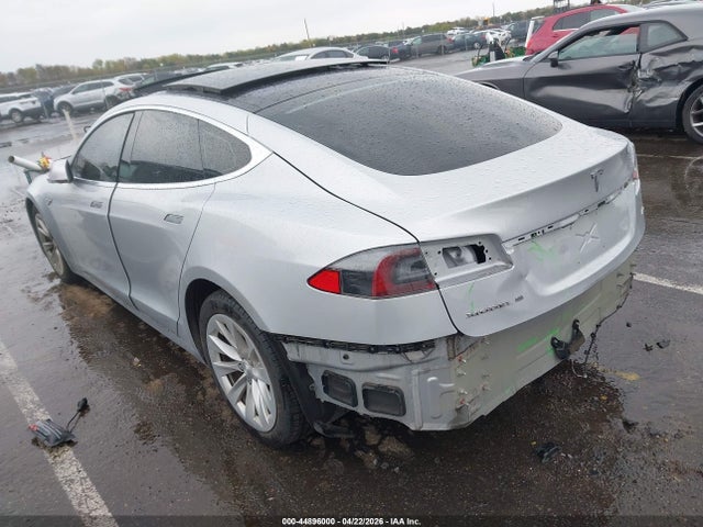 Tesla MODEL S 2016 5YJSA1E26GF149739 Image 3