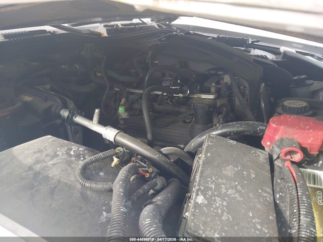 2005 Ford Crown Victoria Lx/lx Sport მანქანა იყიდება აუქციონზე, vin: 2FDFP74W65X121985, აუქციონის ნომერი: 44896019