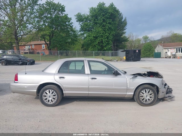2005 Ford Crown Victoria Lx/lx Sport მანქანა იყიდება აუქციონზე, vin: 2FDFP74W65X121985, აუქციონის ნომერი: 44896019