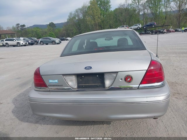 2005 Ford Crown Victoria Lx/lx Sport მანქანა იყიდება აუქციონზე, vin: 2FDFP74W65X121985, აუქციონის ნომერი: 44896019