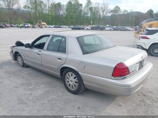 2005 Ford Crown Victoria Lx/lx Sport მანქანა იყიდება აუქციონზე, vin: 2FDFP74W65X121985, აუქციონის ნომერი: 44896019