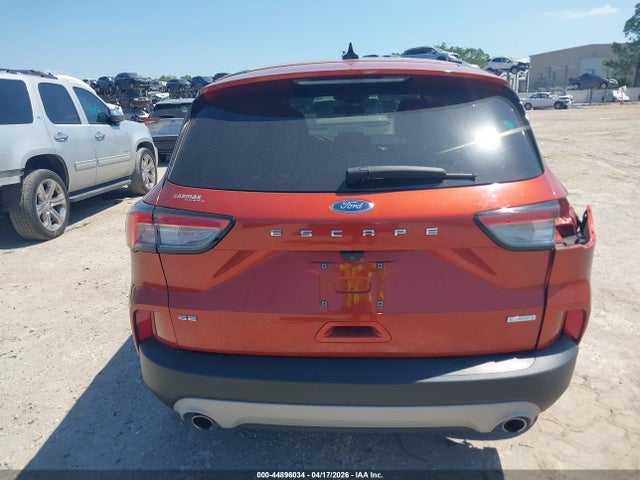 2020 Ford Escape Se მანქანა იყიდება აუქციონზე, vin: 1FMCU0G6XLUA24262, აუქციონის ნომერი: 44896034