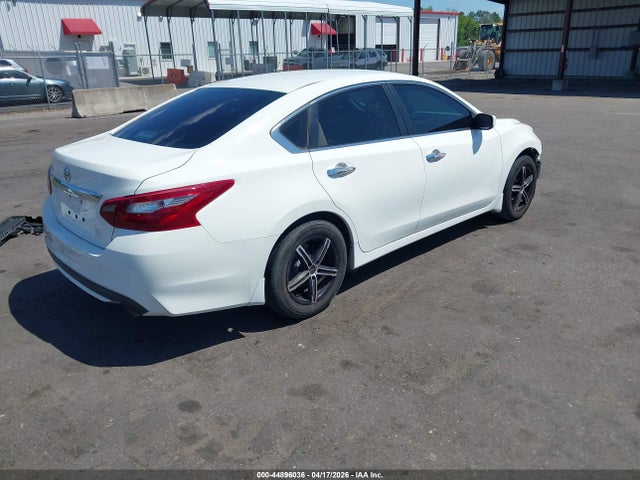 Продаж на аукціоні авто 2018 Nissan Altima 2.5 S, vin: 1N4AL3AP5JC157411, номер лоту: 44896036