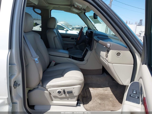 Продажа на аукционе авто 2005 Cadillac Escalade Standard, vin: 1GYEK63N05R226644, номер лота: 44896041
