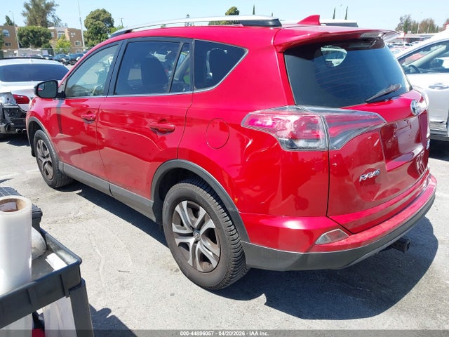 JTMBFREVXHJ172963 Toyota RAV4 LE