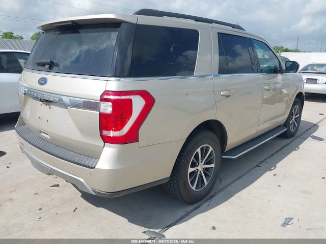 Продажа на аукционе авто 2018 Ford Expedition Xlt, vin: 1FMJU1HT9JEA15612, номер лота: 44896071