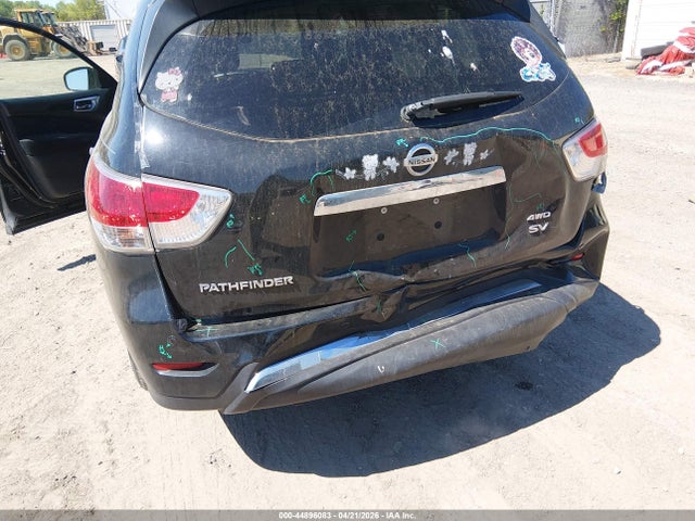 Продаж на аукціоні авто 2015 Nissan Pathfinder Platinum/s/sl/sv, vin: 5N1AR2MN5FC605601, номер лоту: 44896083