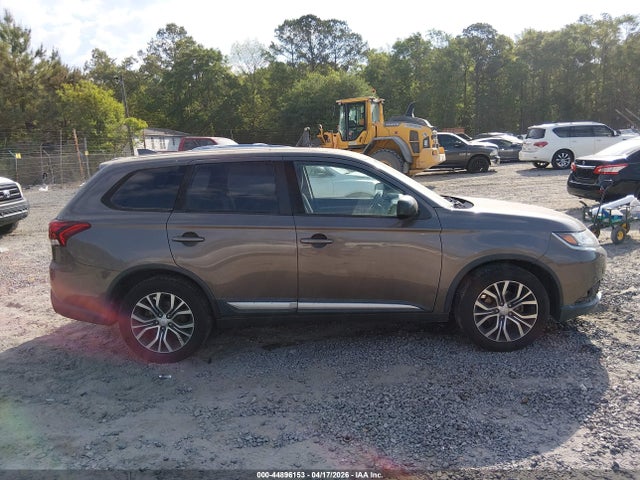 Продажа на аукционе авто 2017 Mitsubishi Outlander Es, vin: JA4AD2A33HZ004932, номер лота: 44896153