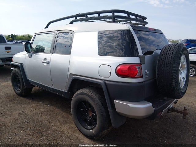 44896164 :رقم المزاد ، JTEBU11F08K020590 vin ، 2008 Toyota Fj Cruiser مزاد بيع