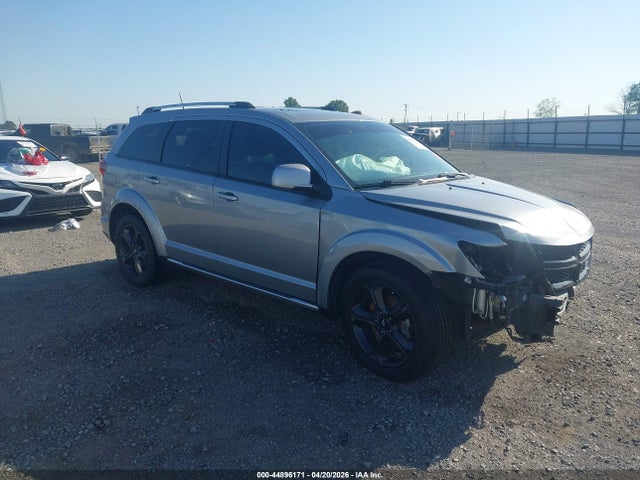 44896171 :رقم المزاد ، 3C4PDCGB4LT266835 vin ، 2020 Dodge Journey Crossroad مزاد بيع