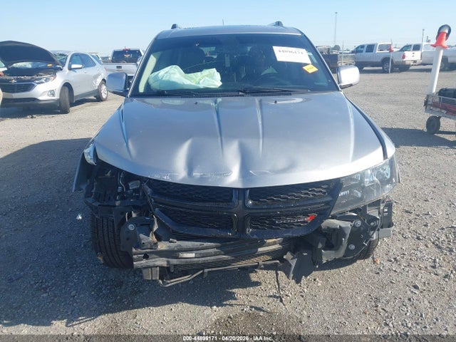 44896171 :رقم المزاد ، 3C4PDCGB4LT266835 vin ، 2020 Dodge Journey Crossroad مزاد بيع