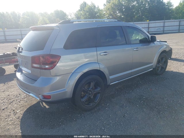 44896171 :رقم المزاد ، 3C4PDCGB4LT266835 vin ، 2020 Dodge Journey Crossroad مزاد بيع