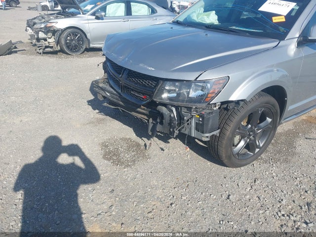 44896171 :رقم المزاد ، 3C4PDCGB4LT266835 vin ، 2020 Dodge Journey Crossroad مزاد بيع