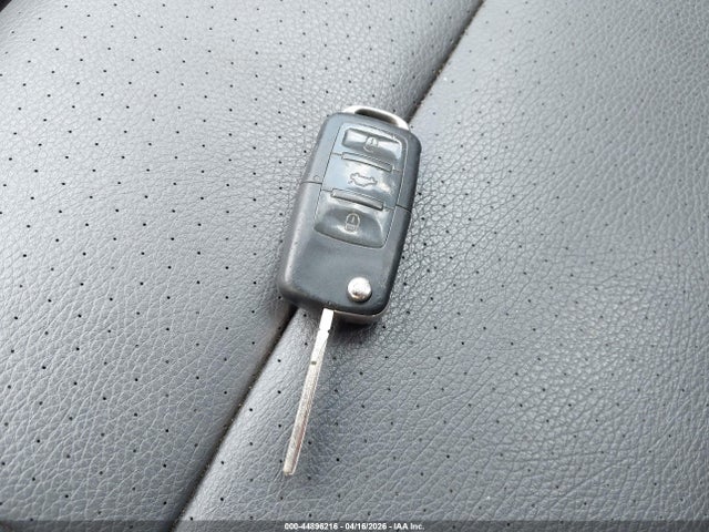 44896216 :رقم المزاد ، 3VWEF71K27M156574 vin ، 2007 Volkswagen Jetta Wolfsburg Edition مزاد بيع