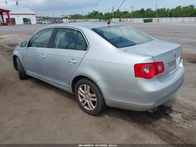 44896216 :رقم المزاد ، 3VWEF71K27M156574 vin ، 2007 Volkswagen Jetta Wolfsburg Edition مزاد بيع