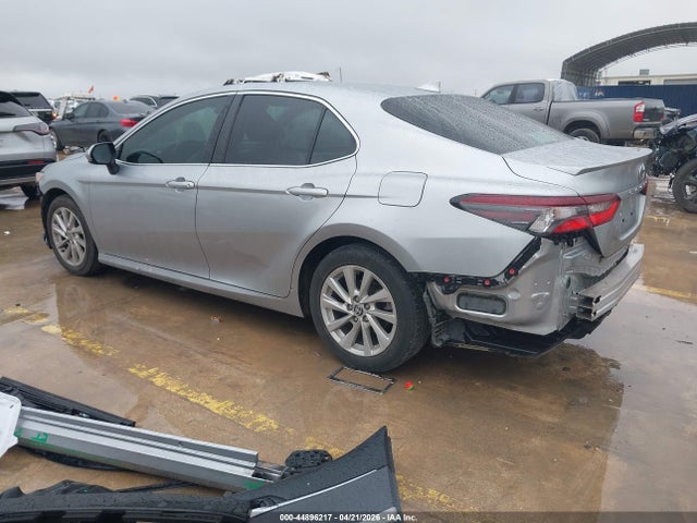 Toyota CAMRY LE 2023 4T1C11AK4PU809595 Image 3