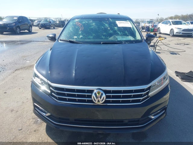 Продажа на аукционе авто 2018 Volkswagen Passat 2.0t Se, vin: 1VWBA7A38JC008657, номер лота: 44896222