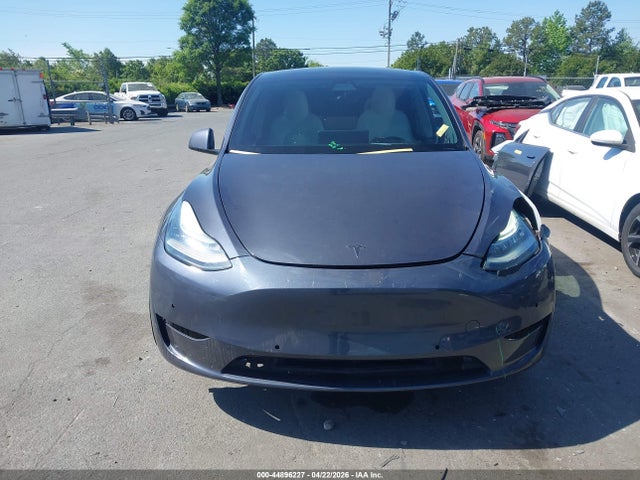 Продаж на аукціоні авто 2021 Tesla Model Y Standard Range Rear-wheel Drive, vin: 5YJYGDED4MF106198, номер лоту: 44896227