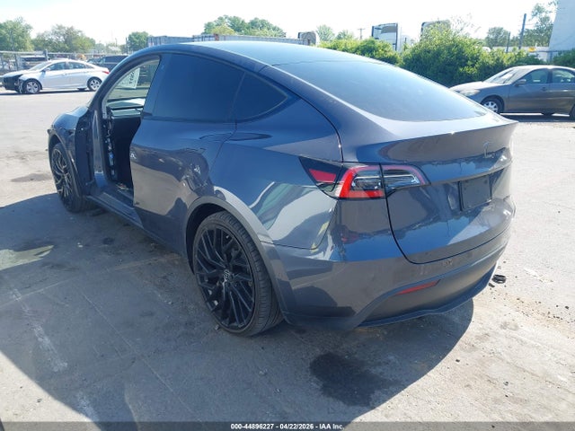 Продаж на аукціоні авто 2021 Tesla Model Y Standard Range Rear-wheel Drive, vin: 5YJYGDED4MF106198, номер лоту: 44896227