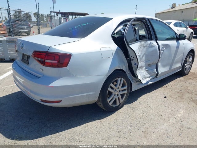 Aukcja sprzedaży 2018 Volkswagen Jetta 1.4t S, vin: 3VW2B7AJ4JM263011, numer aukcji: 44896232