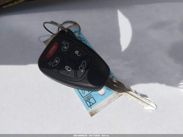Продажа на аукционе авто 2005 Chrysler Town & Country Touring, vin: 2C4GP54L05R222000, номер лота: 44896236